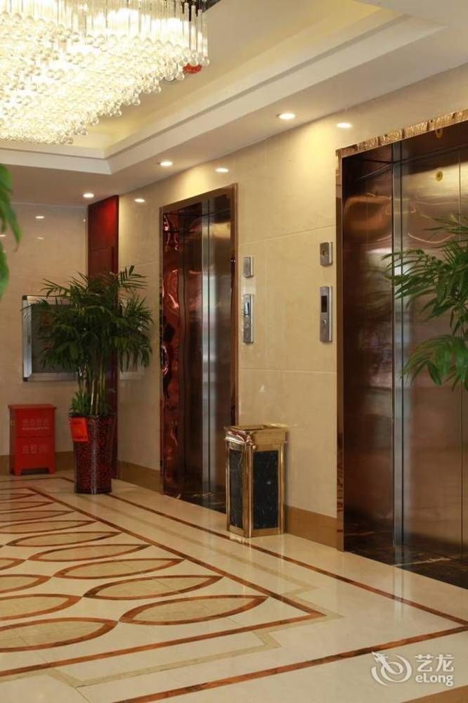 Honghu Jintai Hotel Yueyang Εξωτερικό φωτογραφία